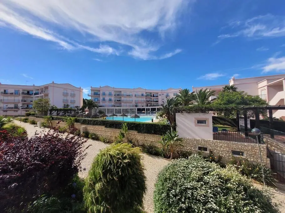 Seaview Garden Pool 5 Min Walk To Luz Beach Lagos Apartment